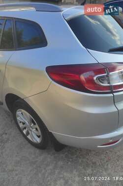 Универсал Renault Megane 2012 в 