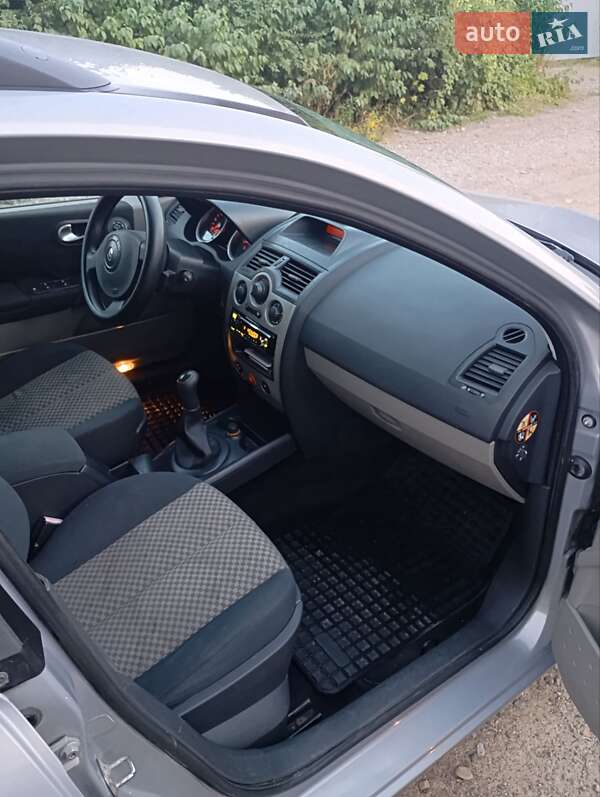 Універсал Renault Megane 2004 в Мамаївцах