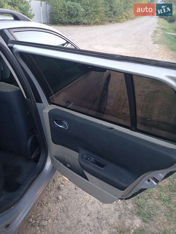 Універсал Renault Megane 2004 в Мамаївцах