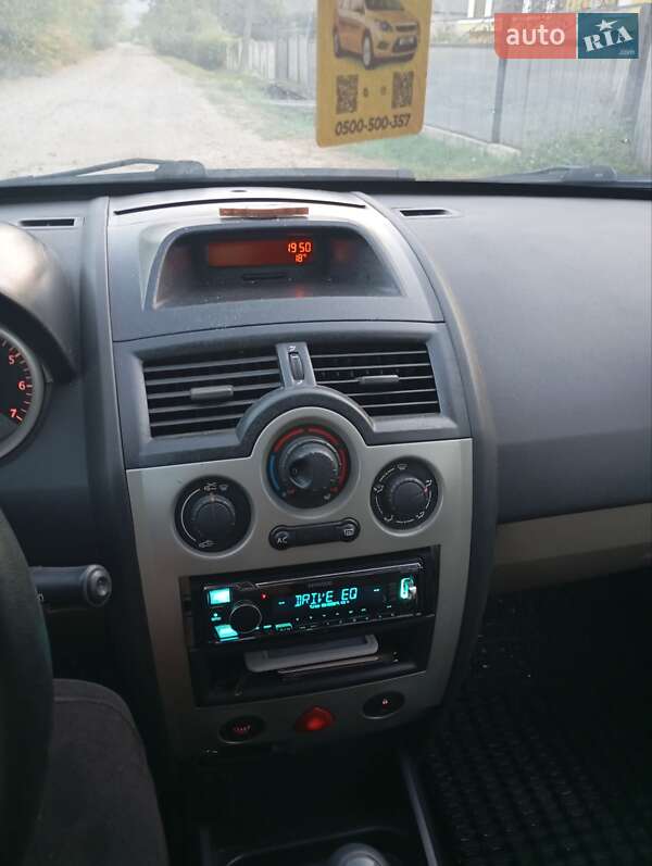 Універсал Renault Megane 2004 в Мамаївцах