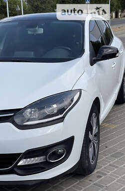 Хэтчбек Renault Megane 2013 в 