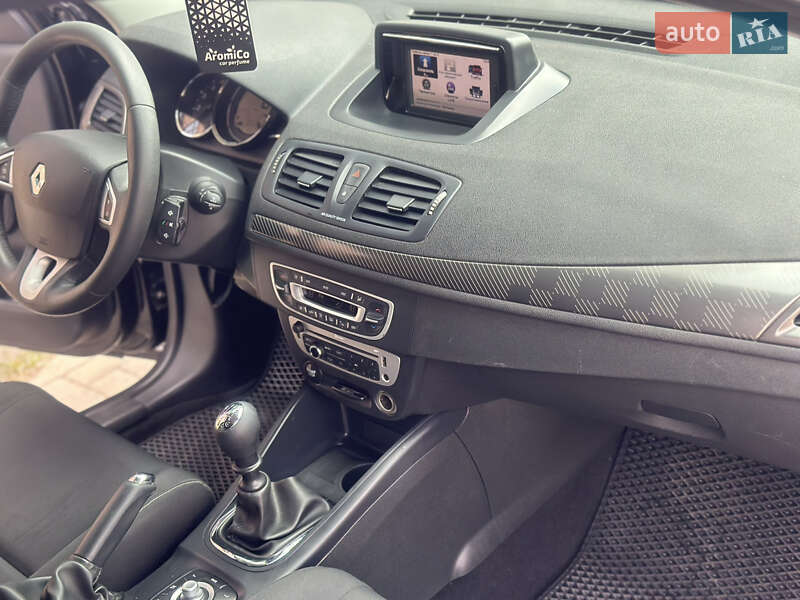 Универсал Renault Megane 2012 в Житомире фото 15 Универсал Renault Megane 2012 в Житомире