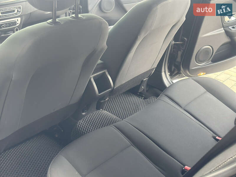 Универсал Renault Megane 2012 в Житомире фото 18 Универсал Renault Megane 2012 в Житомире