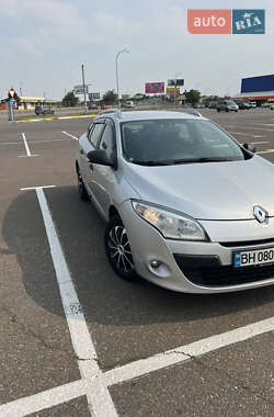 Универсал Renault Megane 2011 в 