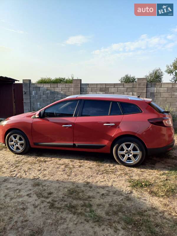 Універсал Renault Megane 2011 в Сарнах