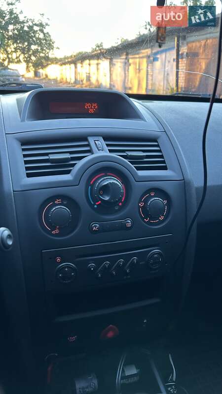 Универсал Renault Megane 2005 в Кривом Роге фото 43 Универсал Renault Megane 2005 в Кривом Роге