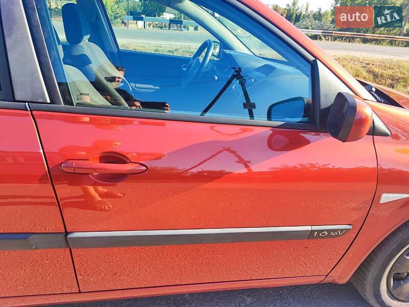 Хэтчбек Renault Megane 2005 в Белой Церкви