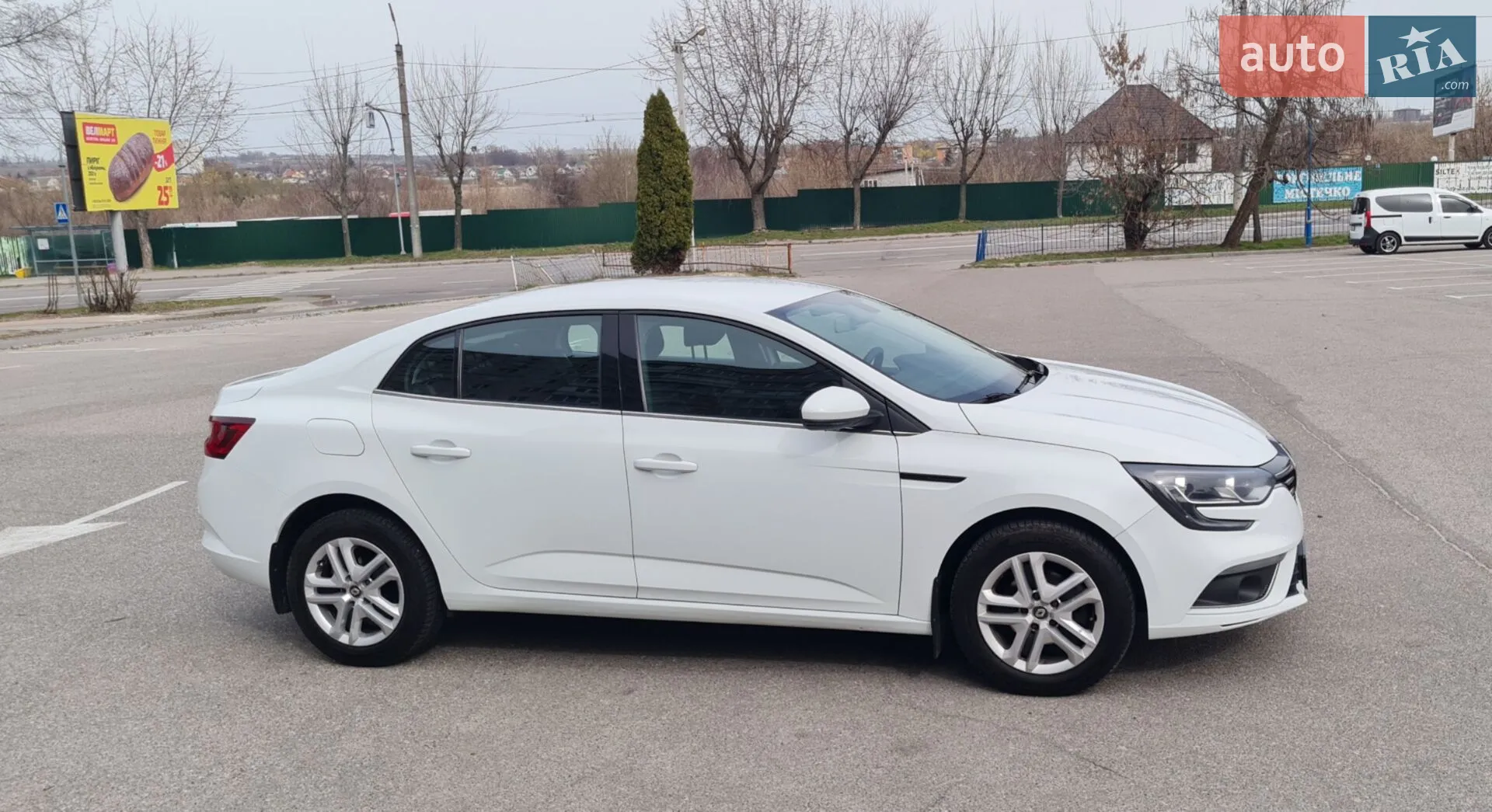2019 Renault Megane - мініатюра 13
