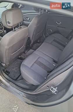 Хэтчбек Renault Megane 2008 в 