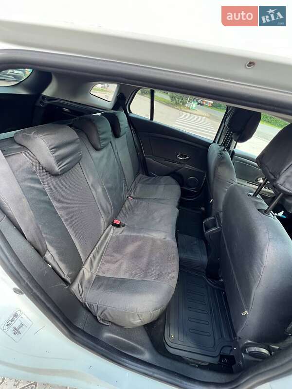 Универсал Renault Megane 2013 в Рожнятове фото 13 Универсал Renault Megane 2013 в Рожнятове