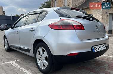 Хэтчбек Renault Megane 2009 в 