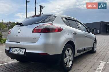 Хэтчбек Renault Megane 2009 в 