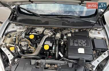 Хэтчбек Renault Megane 2009 в 