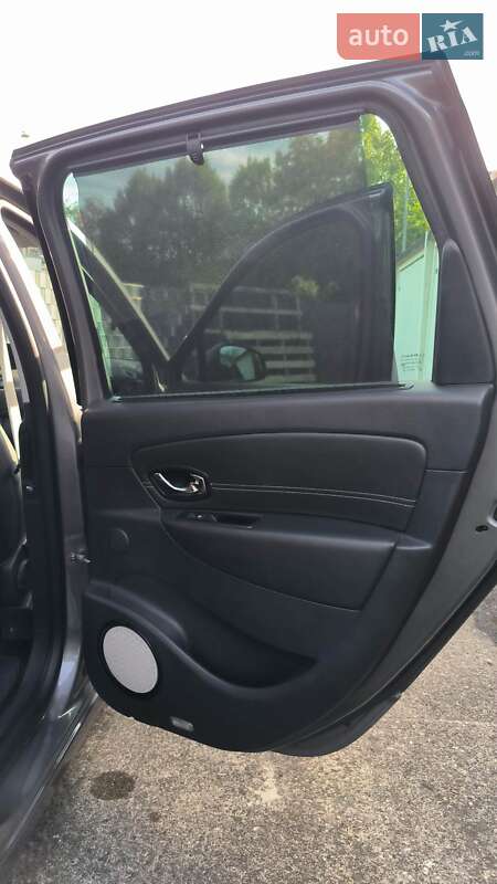 Универсал Renault Megane 2015 в Львове фото 12 Универсал Renault Megane 2015 в Львове