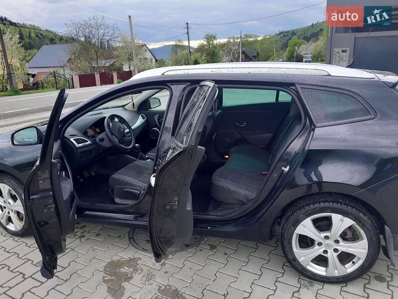 Універсал Renault Megane 2011 в Воловцю