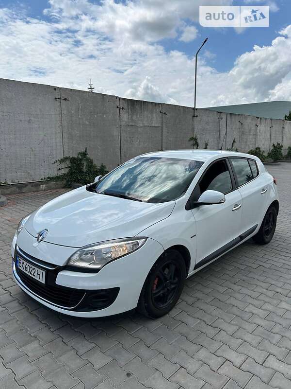 Хэтчбек Renault Megane 2013 в Дунаевцах