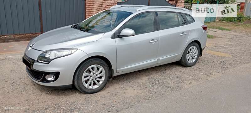Универсал Renault Megane 2013 в Раздельной