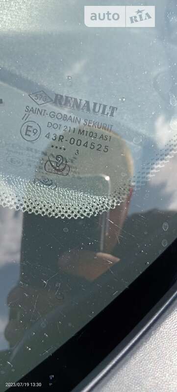 Универсал Renault Megane 2013 в Раздельной