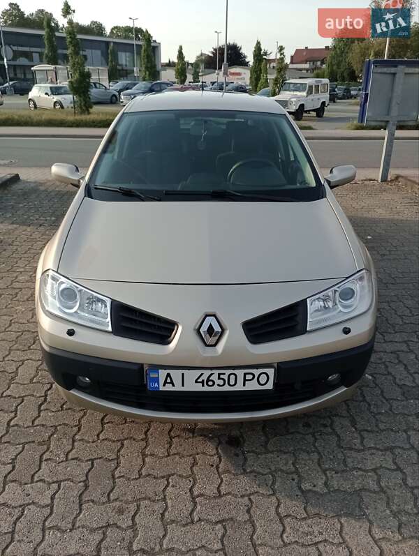 Универсал Renault Megane 2005 в 