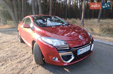 Хэтчбек Renault Megane 2012 в 