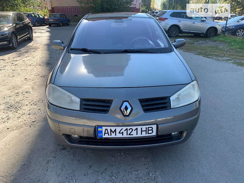 Седан Renault Megane 2004 в Борисполі