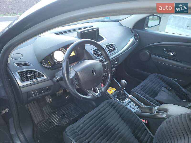 Универсал Renault Megane 2015 в Обухове