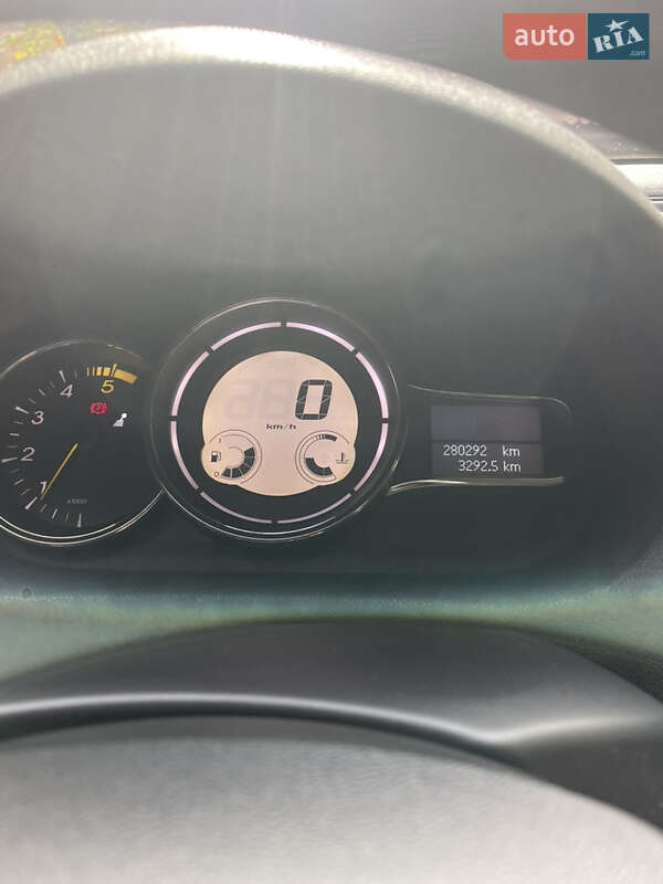 Универсал Renault Megane 2011 в Виннице фото 12 Универсал Renault Megane 2011 в Виннице