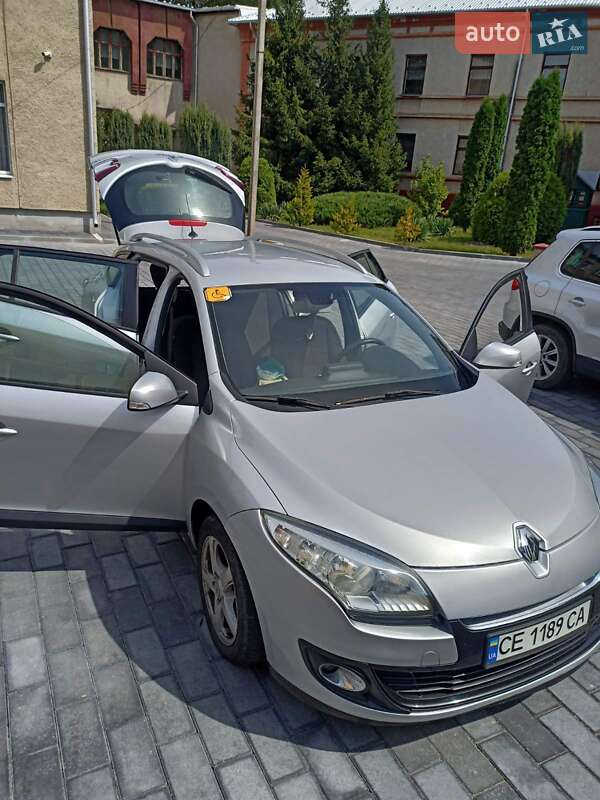 Універсал Renault Megane 2012 в Чернівцях