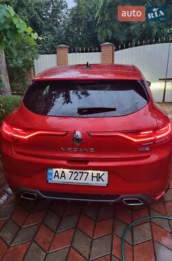 Хэтчбек Renault Megane 2021 в 