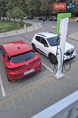 Хэтчбек Renault Megane 2021 в 