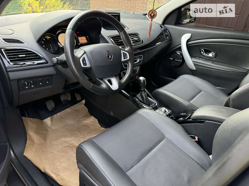 Хетчбек Renault Megane 2012 в Дніпрі