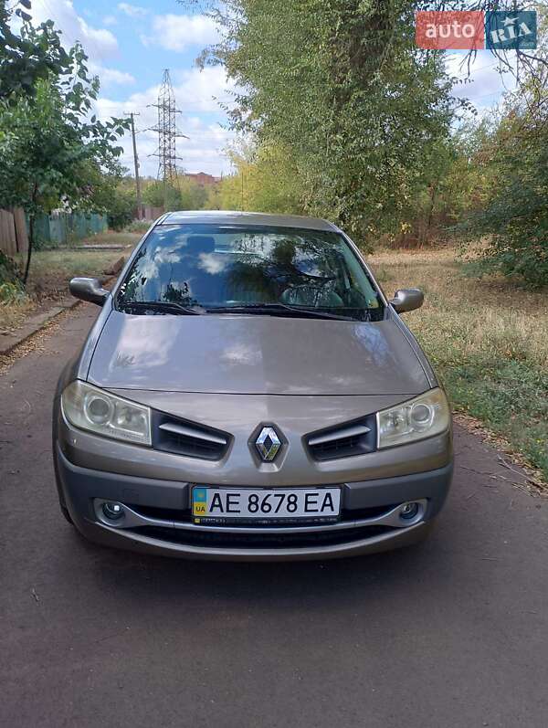 Седан Renault Megane 2008 в 
