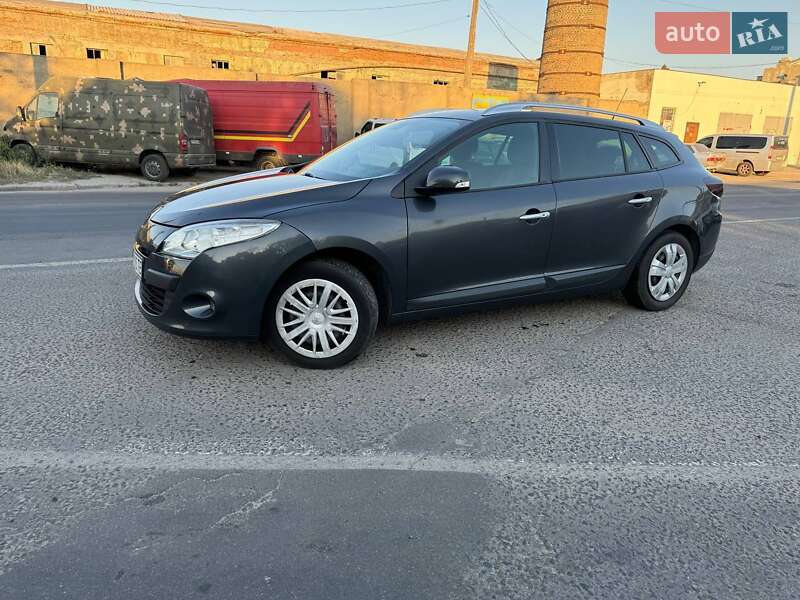 Универсал Renault Megane 2010 в 