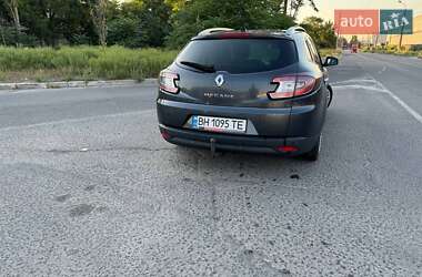Универсал Renault Megane 2010 в 