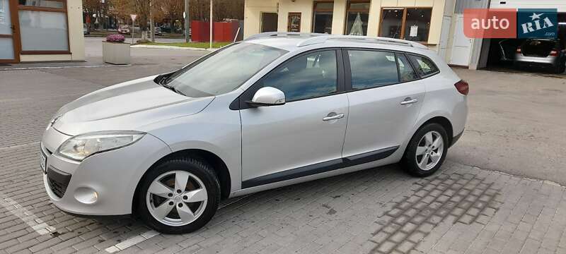 Универсал Renault Megane 2011 в Луцке