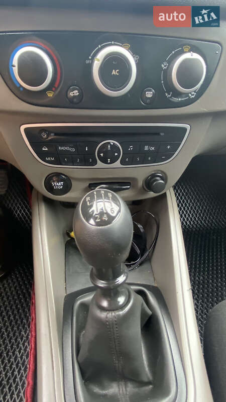 Универсал Renault Megane 2011 в Тернополе фото 15 Универсал Renault Megane 2011 в Тернополе