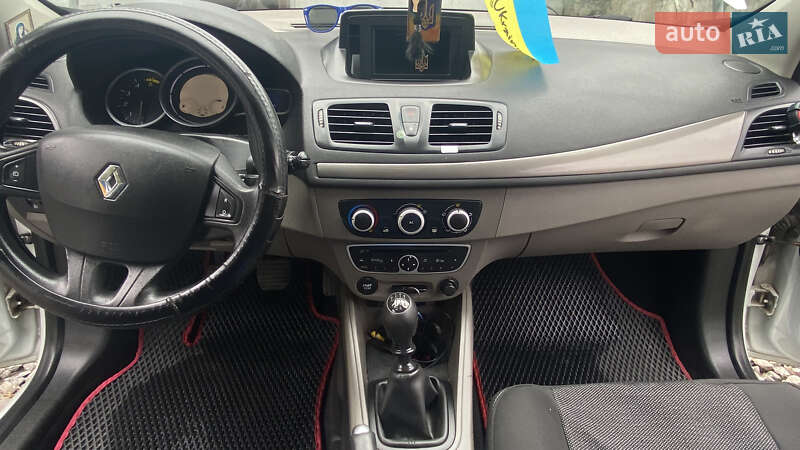 Универсал Renault Megane 2011 в Тернополе фото 21 Универсал Renault Megane 2011 в Тернополе