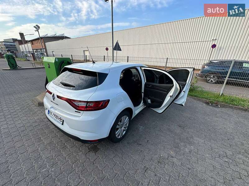 Хэтчбек Renault Megane 2017 в Харькове фото 11 Хэтчбек Renault Megane 2017 в Харькове