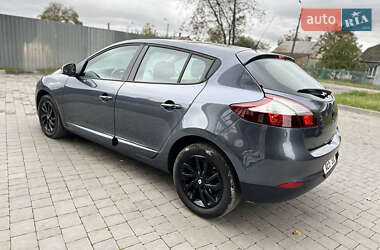 Хэтчбек Renault Megane 2015 в Дубно