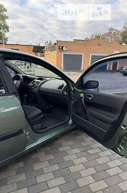 Седан Renault Megane 2004 в 