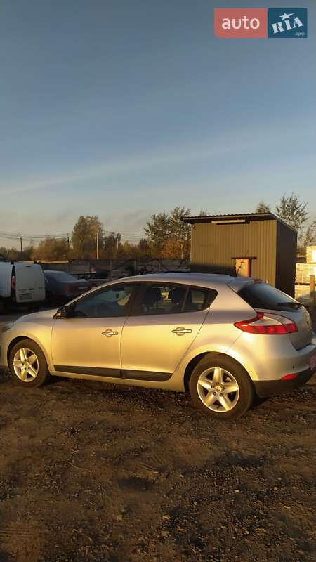 Хетчбек Renault Megane 2014 в Шептицькому