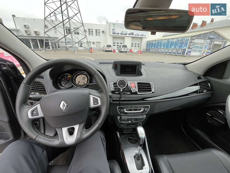Купе Renault Megane 2011 в Чернівцях