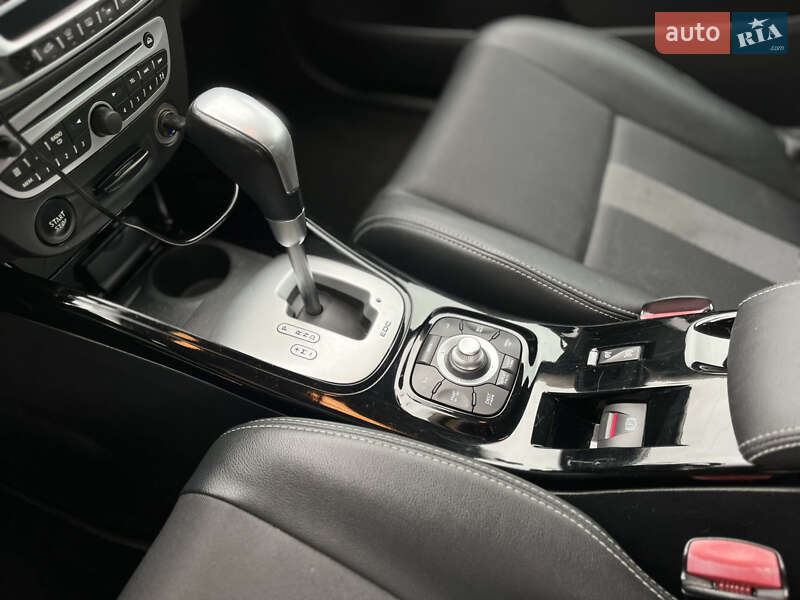 Купе Renault Megane 2011 в Чернівцях