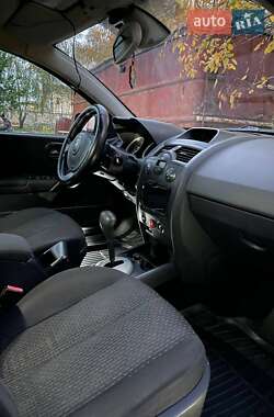 Седан Renault Megane 2004 в Кривому Розі