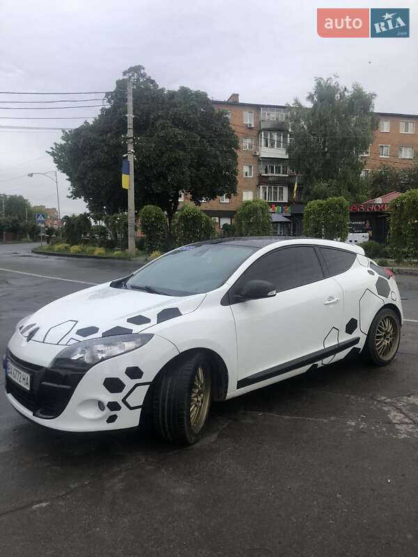 Купе Renault Megane 2011 в Умани фото 16 Купе Renault Megane 2011 в Умани
