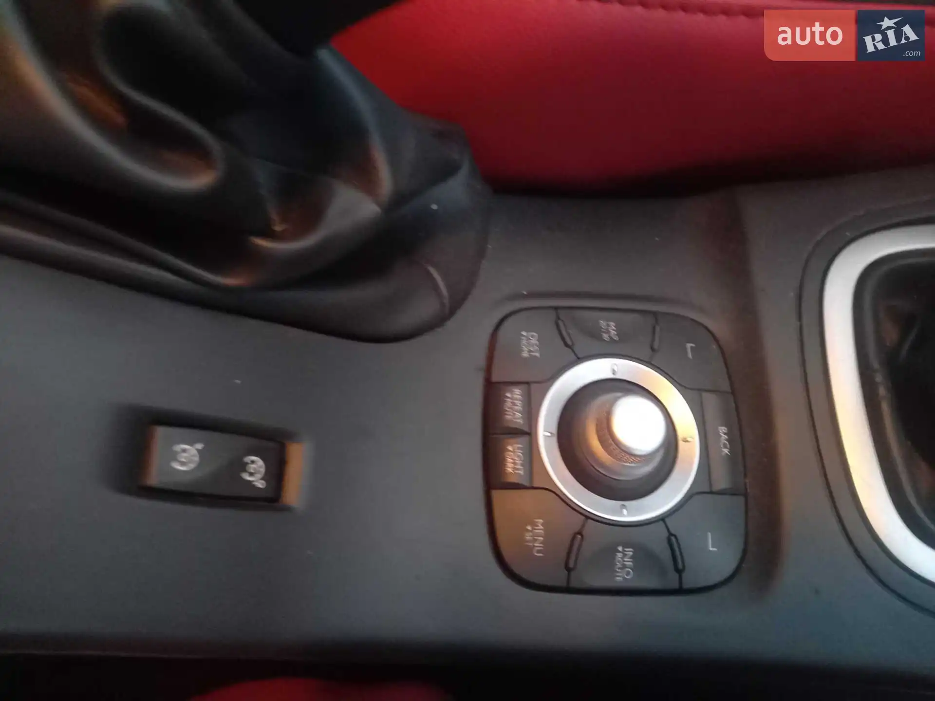 2011 Renault Megane - мініатюра 28
