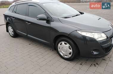 Универсал Renault Megane 2011 в 