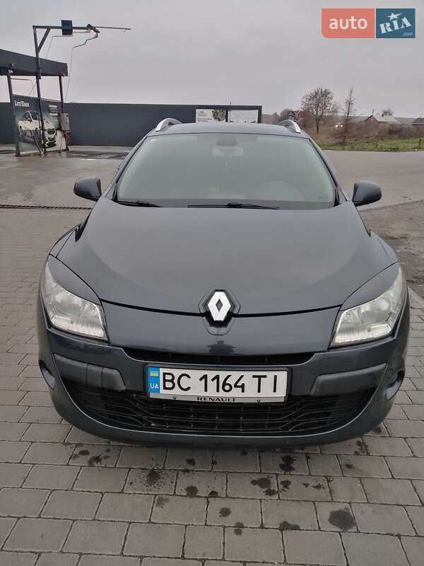 Универсал Renault Megane 2011 в 