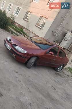 Седан Renault Megane 1998 в Любомлі