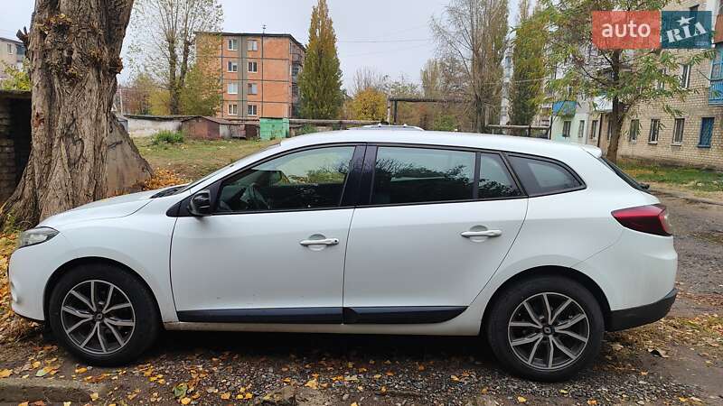 Универсал Renault Megane 2011 в 